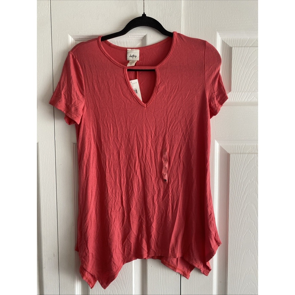 Daytrip‎ Keyhole Sharkbite Top Womens Size S Coral Short Sleeve Tee Buckle